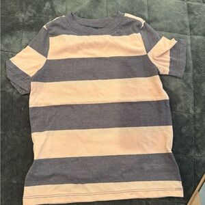 Old Navy Kids T-Shirt - Gray and Cream Stripes